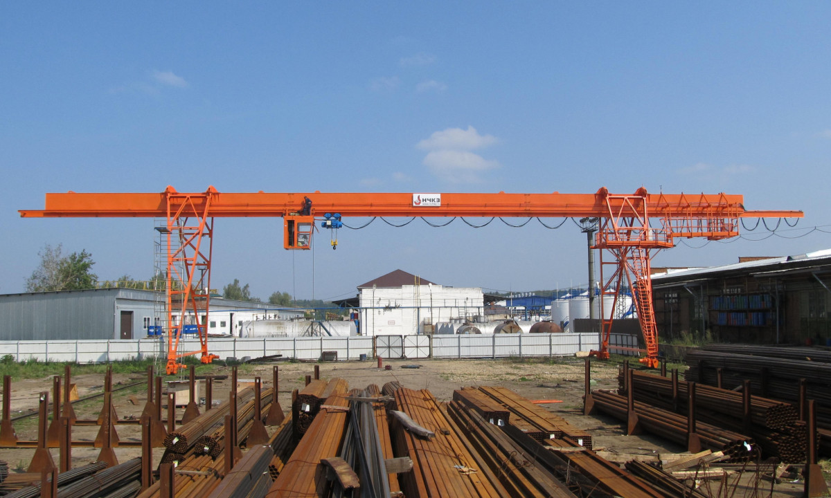 Козловые однобалочные коробчатого сечения